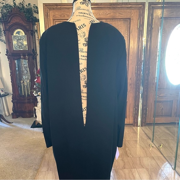 TAMOTSU NEW YORK LONG SLEEVE CLASSIC BLACK DRESS - Picture 4 of 9